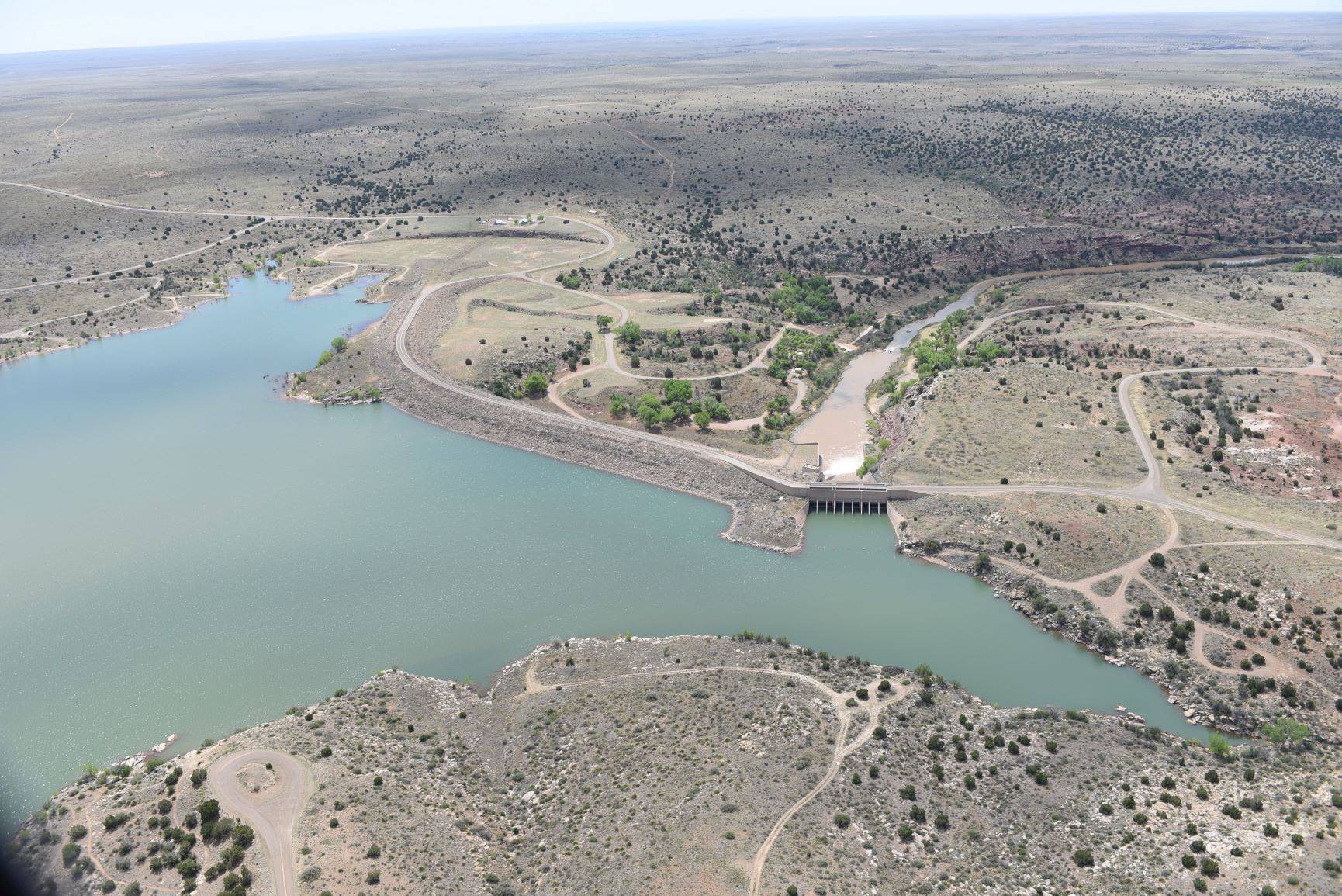 Aerial photo looking at Lake Sumner and Sumner Dam flowing into the Pecos River